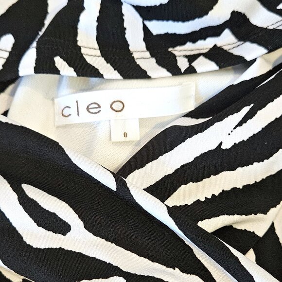 CLEO - Sleeveless maxi dress, stunning zebra print - Picture 8 of 8